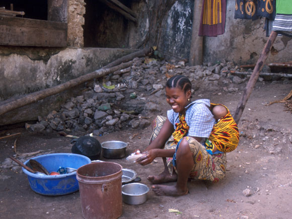 Fatuma Mohamedi (a.k.a. Mama Harusi Kariwanje)